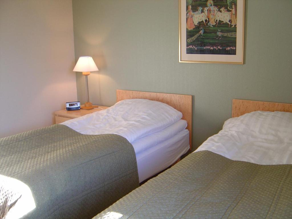 Nordiska Folkhoegskolan Bed And Breakfast Kungälv Chambre photo